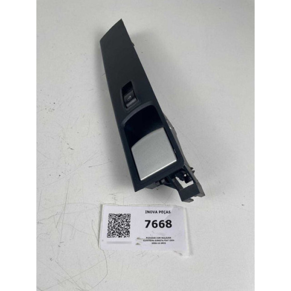 Puxador Com Moldura Dianteira Direita Fiat Idea 2006-16 Orig