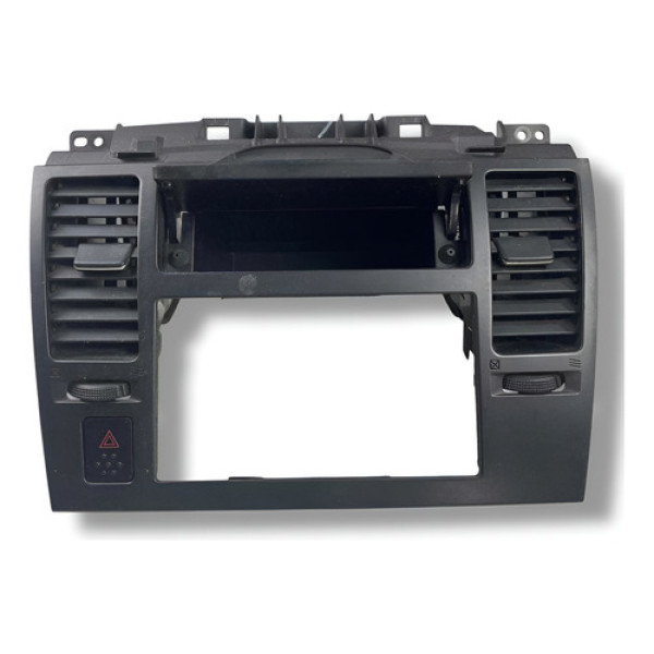 Moldura Rádio Com Difusor Central Nissan Tiida 2008 2013