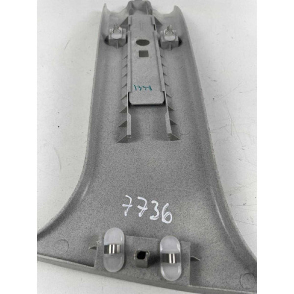 Acabamento Superior Coluna B Lado Direito Fiat Idea