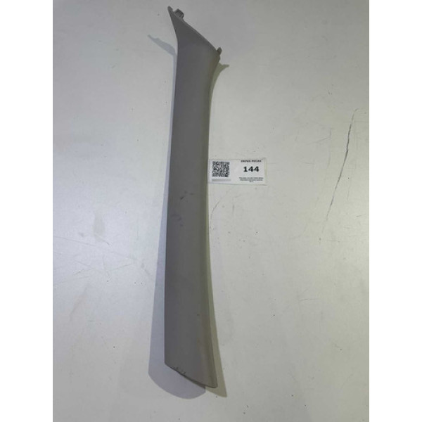 Moldura Coluna Para-brisa Esquerdo Sandero Duster 2013