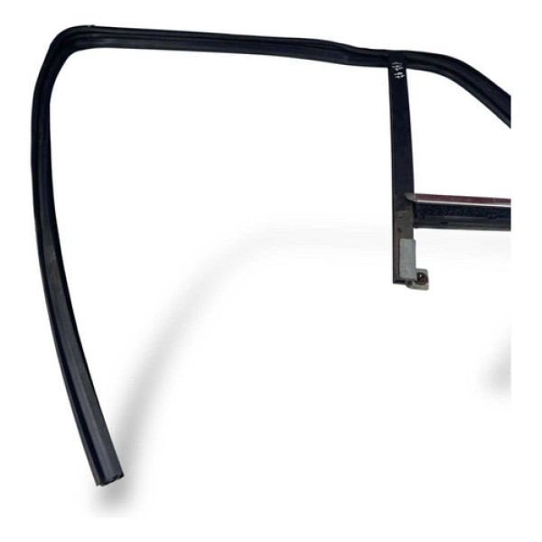 Canaleta  Porta Traseira Esq  Tracker 14/18