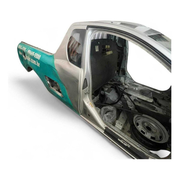 Lateral Direita Gm Montana 2015 A 2019 Recorte Detalhe