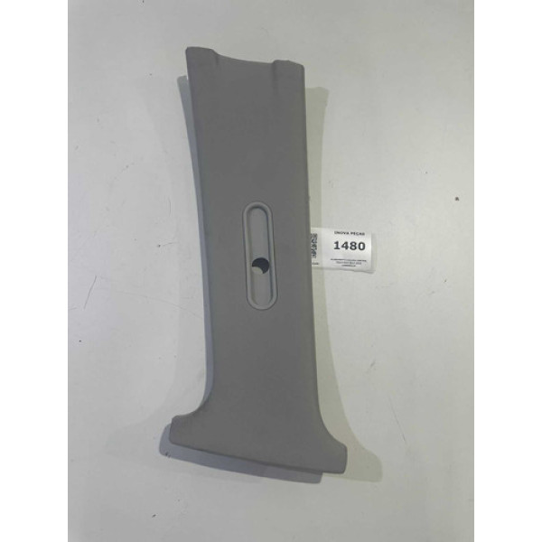 Acabamento Coluna Central Esquerdo Golf 2010 