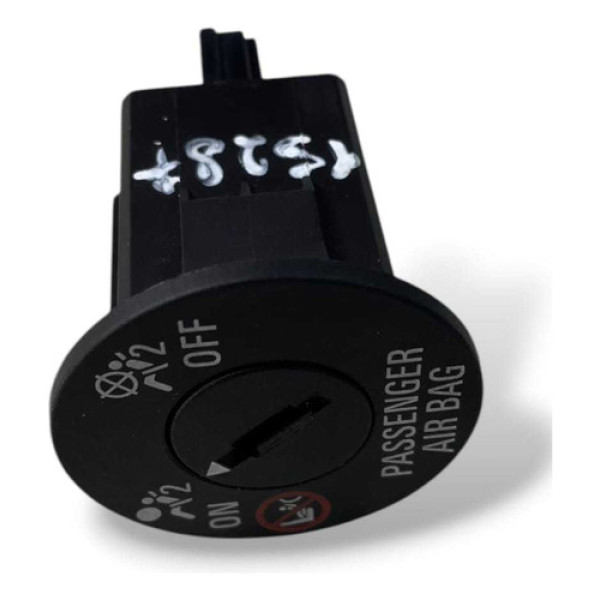 Botão Passenger Off Airbag Gm Cruze Tracker 2014/2019