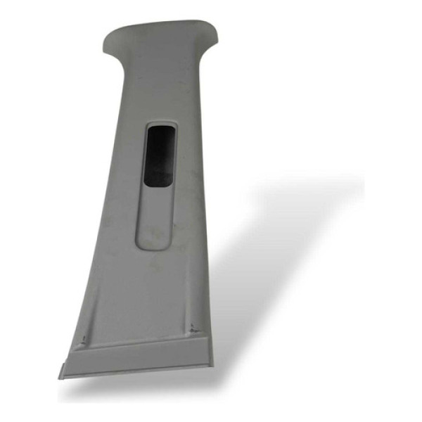 Acabamento Superior Da Coluna Central Direito Nissan Versa