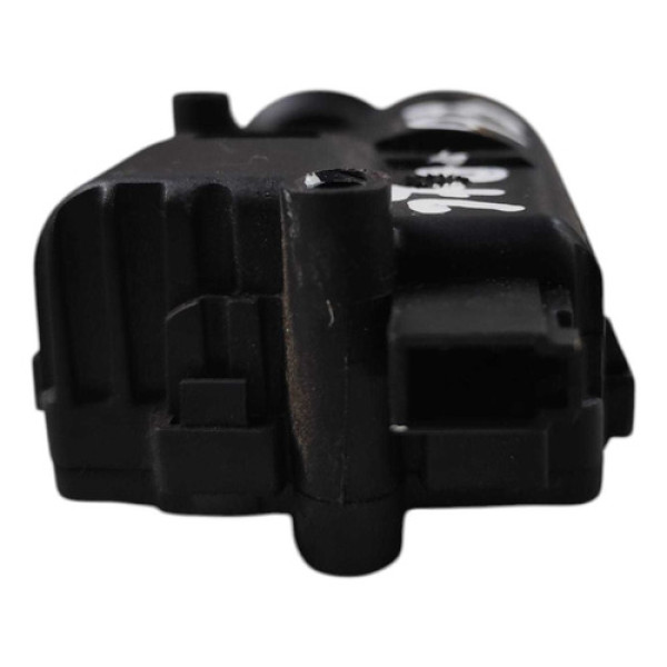 Motor Fechadura Porta Malas Gm Onix 2013/16 52038401