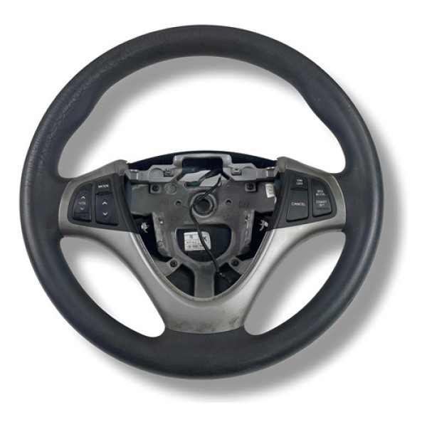 Volante Com Controle Multi Hyundai I30 2010 Com Detalhe 