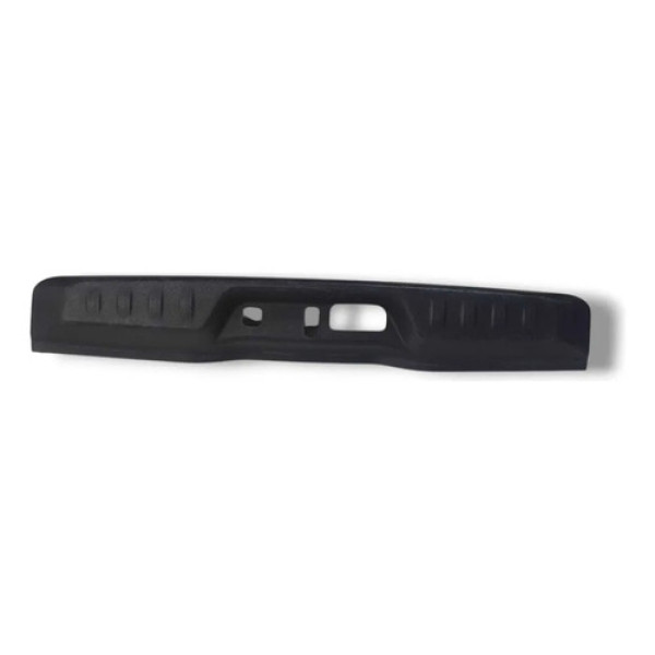 Soleira Inferior Porta-malas Fiat Mobi 16/20 100238536 Original