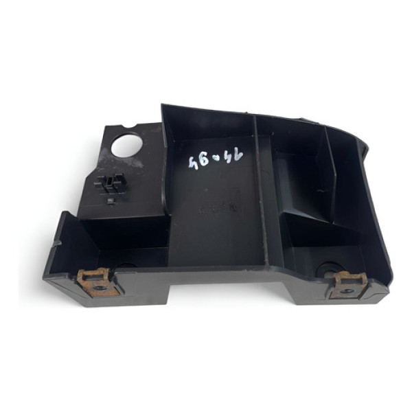 Guia Para-choque Traseiro Esquerdo Vw Bora 2010