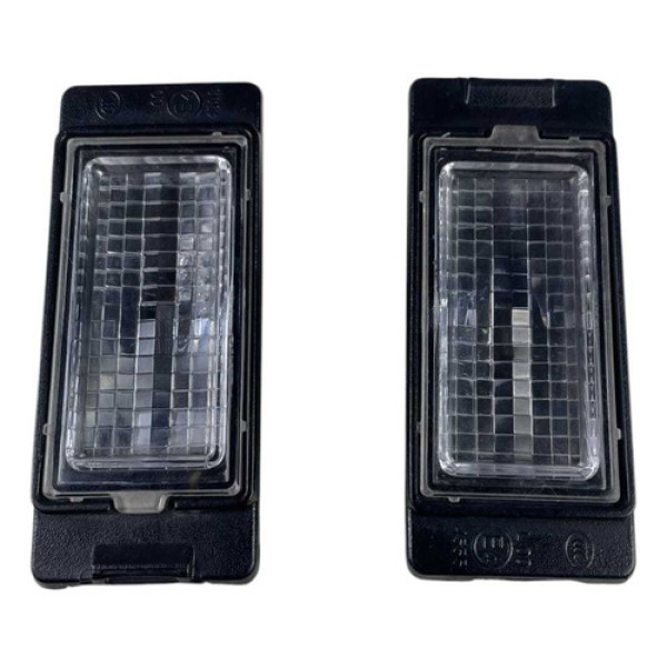 2 Unidade Luz De Placa Chevrolet Onix 2020/2025