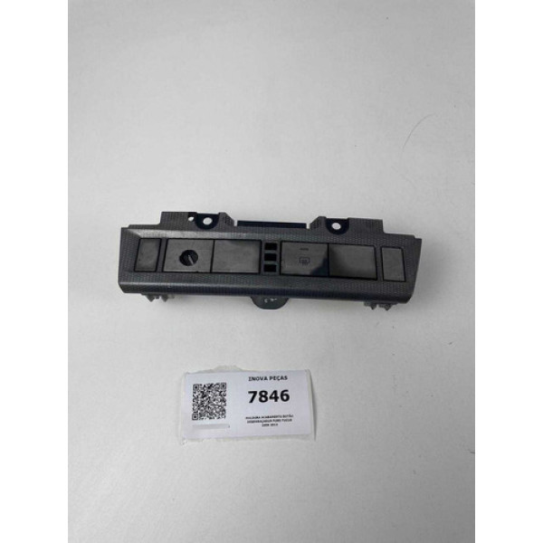 Moldura Acabamento Botão Desembaçador Ford Focus 2009 2013