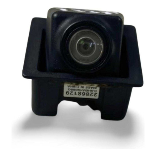 Câmera De Ré Para   Chevrolet Tracker 2015