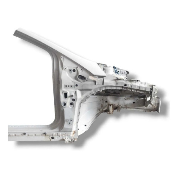 Caixa De Roda Lado Direito Ford Focus 2015 2019 Recorte Branco