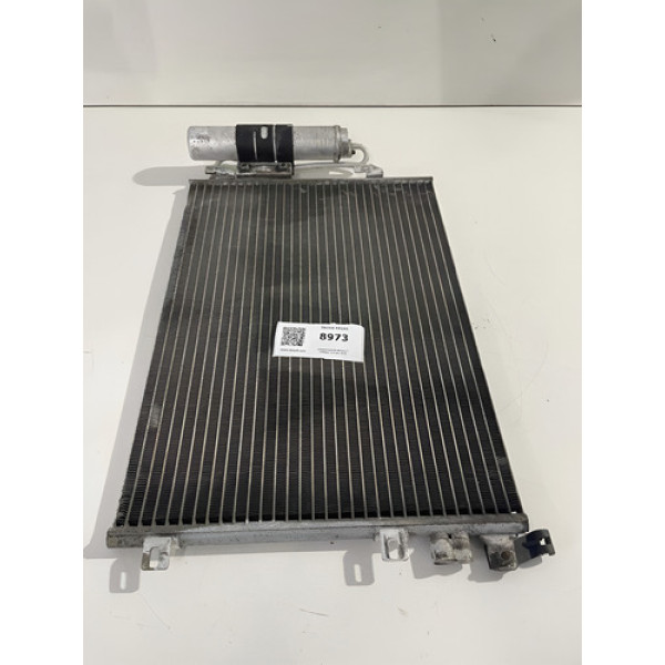 Condensador  Renault Symbol 1.6 16v 2013