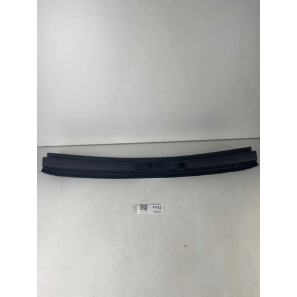 Moldura Acabamento Interno Do Porta Mala Renault Captur Bege