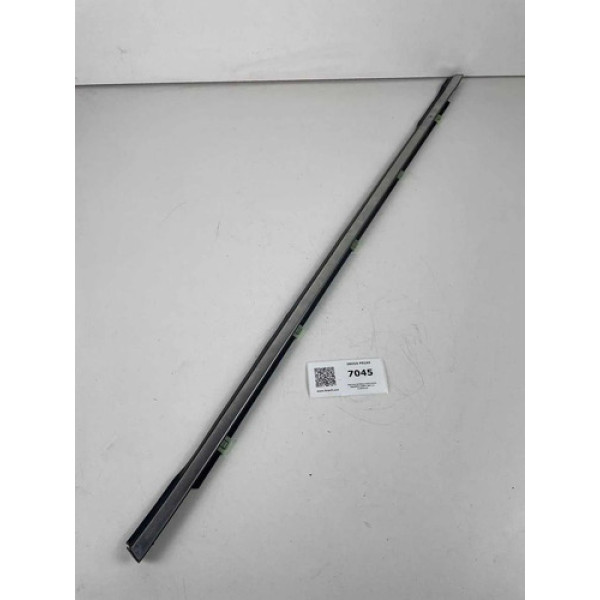 Pestana Externa Porta Dian. Esquerda Azera 2007/11 C/detalhe