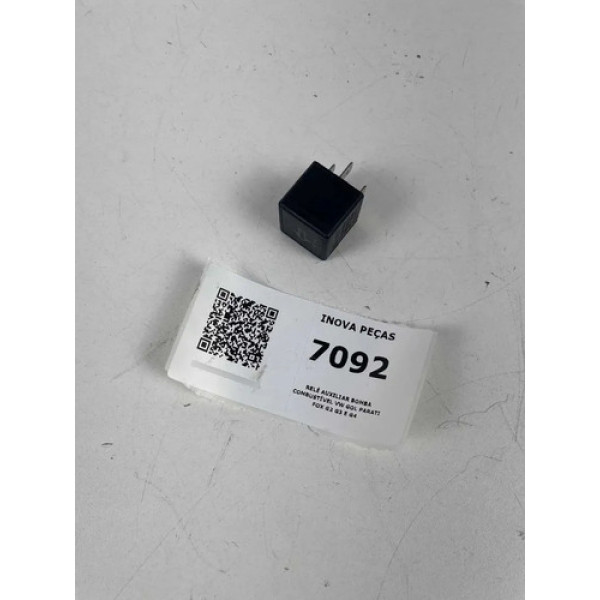 Relé Auxiliar Bomba Combustível Vw Gol Parati Fox G2 G3 E G4 Preto