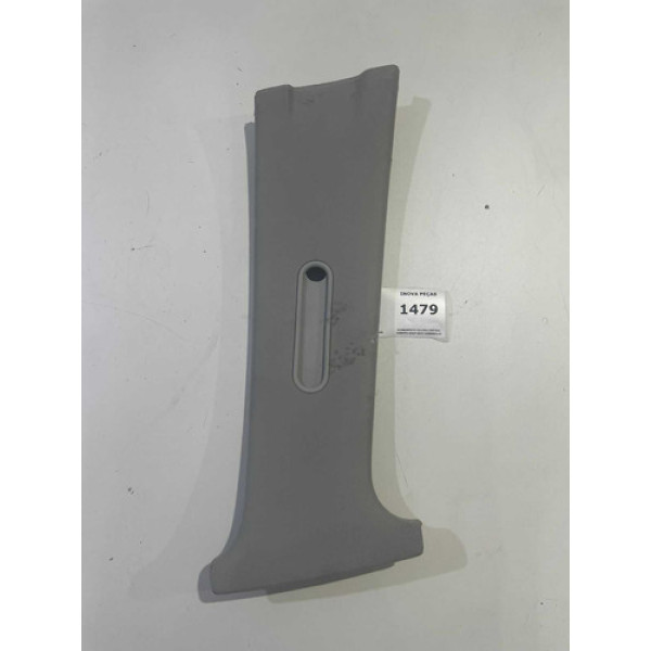 Acabamento Coluna Central Direito Golf 2010 Cinza