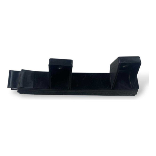 Guia Vidro Porta Dianteira Dir Fiat Palio 46536732dx 2010