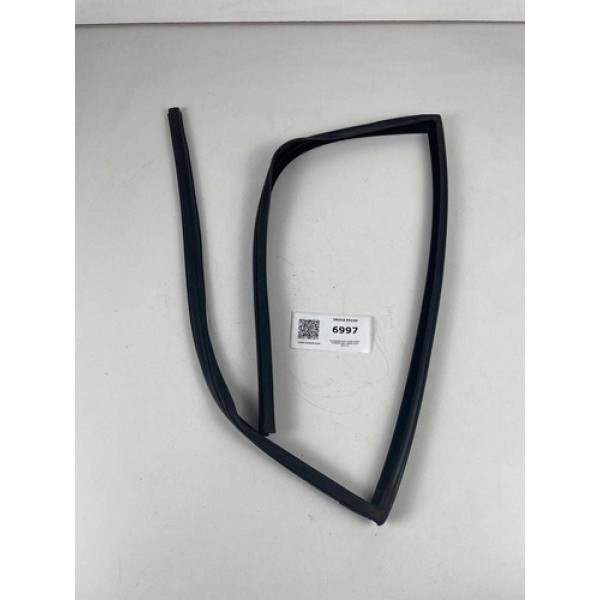 Guarnição Guia Vidro Porta Traseira Esq. Honda Civic 2012/16