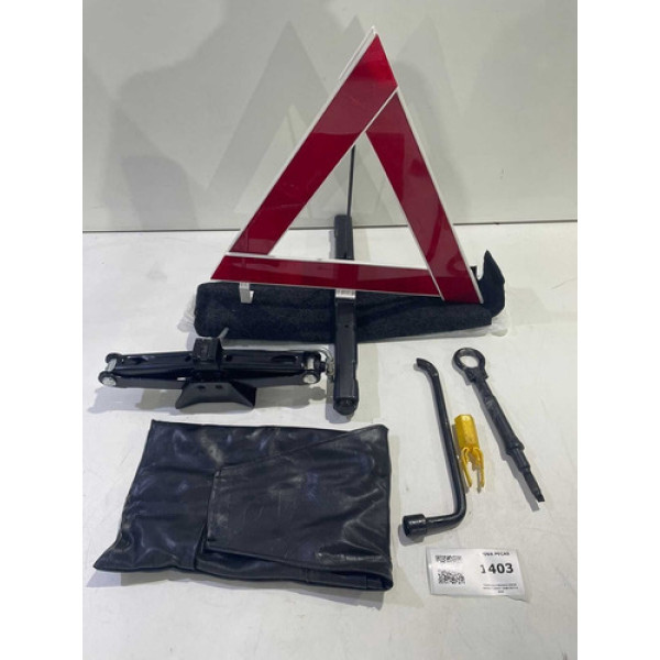 Triangulo Macaco Chave Roda Peugeot 2008 2017 A 2020