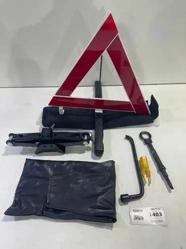 Triangulo Macaco Chave Roda Peugeot 2008 2017 A 2020