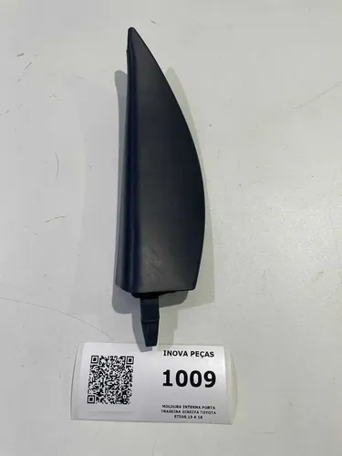 Moldura Interna Porta Traseira Direita Toyota Etios 13 A 18 Prateado