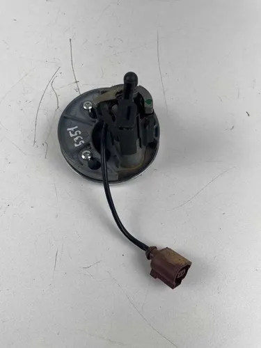 Fechadura Emblema Porta Malas Golf Gti 2014 A 2019