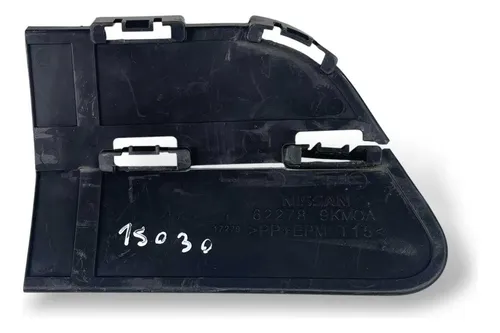 Acabamento Esquerdo Para Choque Dianteiro Nissan Versa 2019 Preto